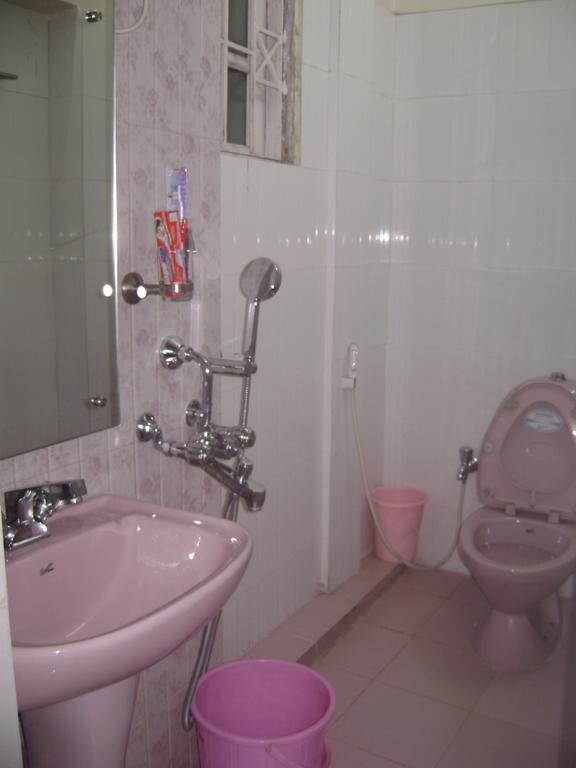 Innra Guest House Calcuta Habitación foto